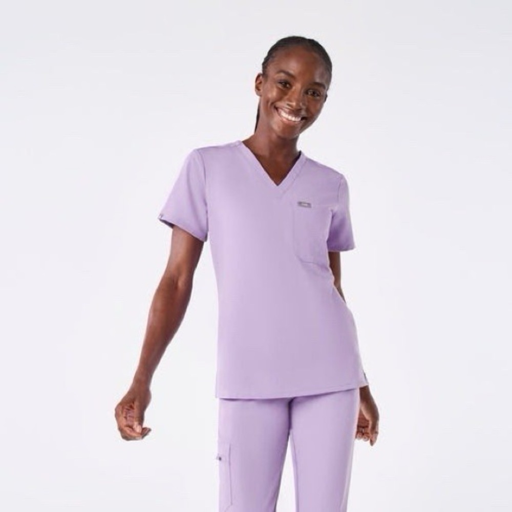 Figs Women's Scrub Set in Lavender